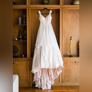 Mori Lee Blu #575512 Wedding Gown Size 2 in Ivory/Coco